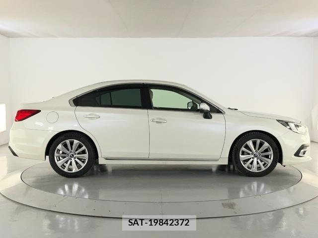 Subaru LEGACY B4 2018-02 8690962-7