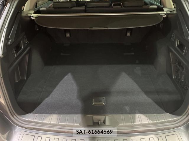 Subaru OUTBACK 2023-01 8690738-12
