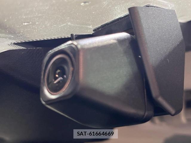 Subaru OUTBACK 2023-01 8690738-6