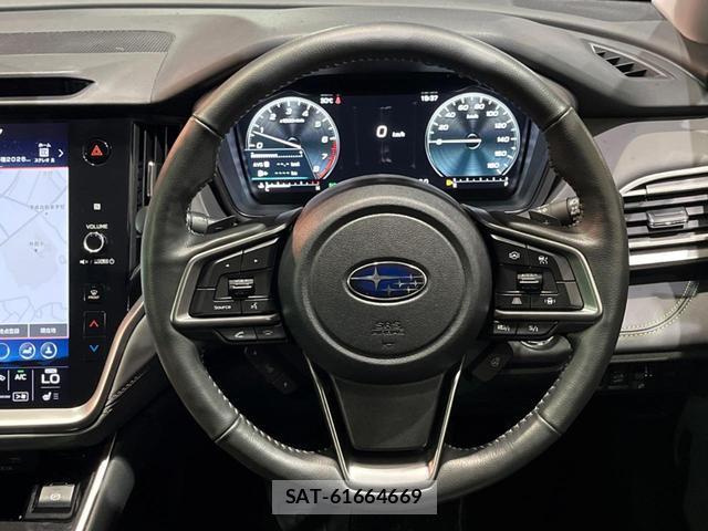 Subaru OUTBACK 2023-01 8690738-8