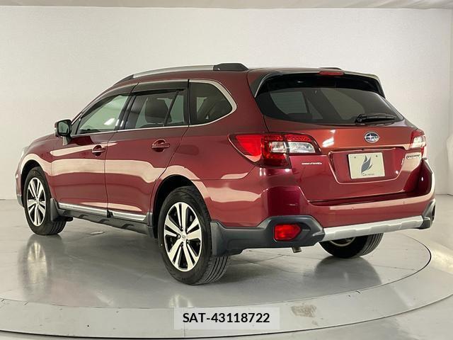 Subaru OUTBACK 2018-02 8690960-3