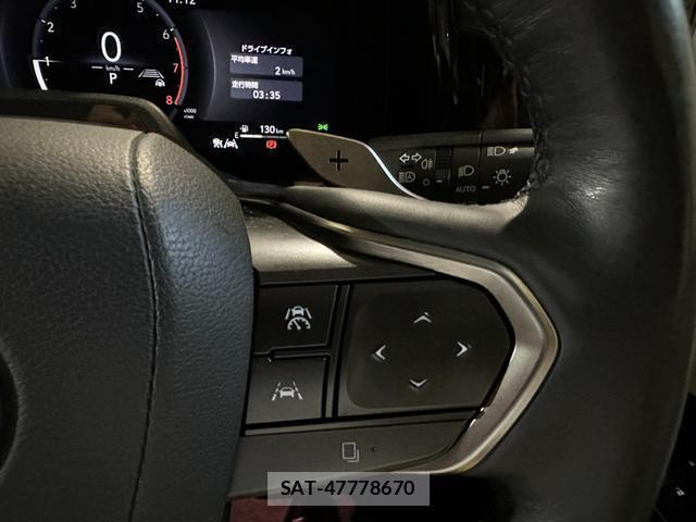 Lexus LM 2024-02 8691746-10
