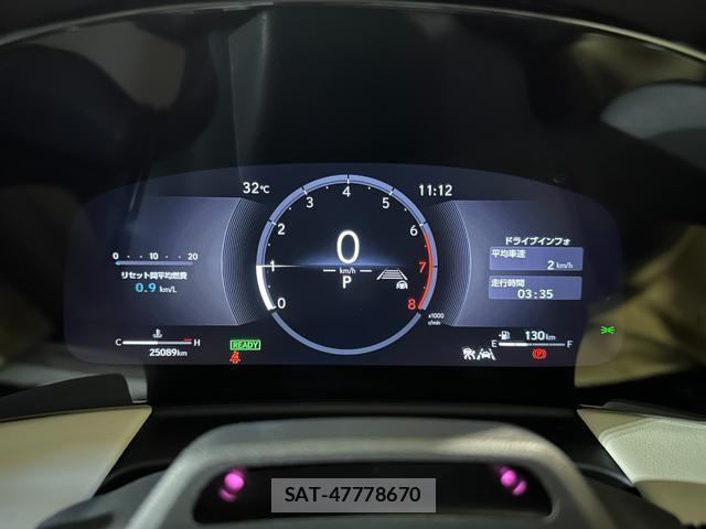 Lexus LM 2024-02 8691746-12