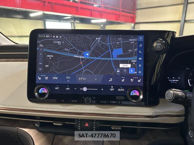 Lexus LM 2024-02 8691746-3