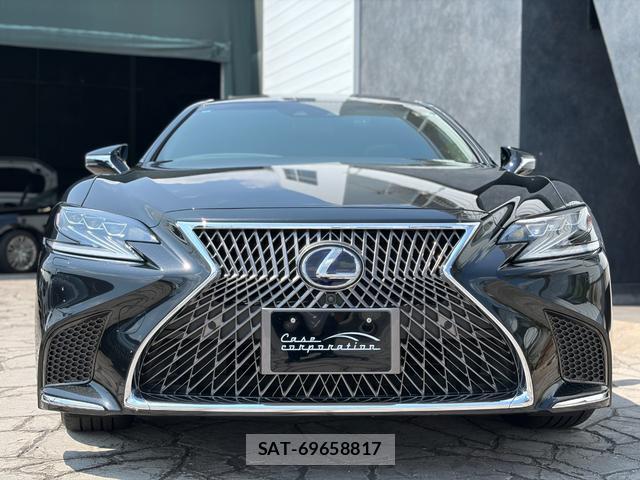 Lexus LS 2017-12 8646947-1