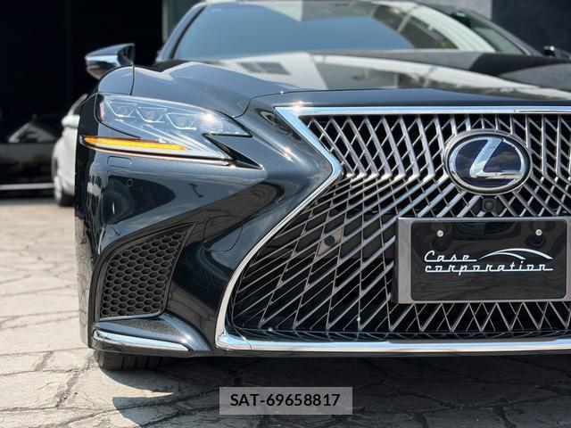 Lexus LS 2017-12 8646947-12