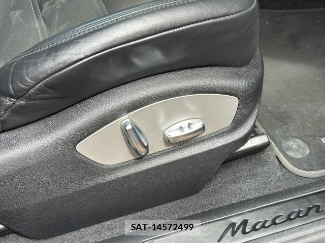 Porsche MACAN 2024-02 8690463-12