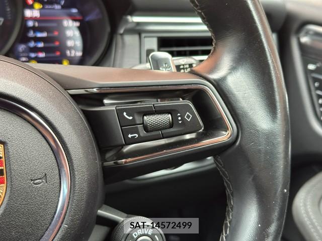 Porsche MACAN 2024-02 8690463-14