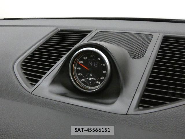 Porsche MACAN 2020-03 8691832-14