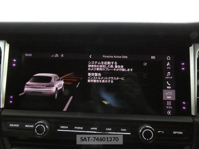 Porsche MACAN 2019-10 8691833-11