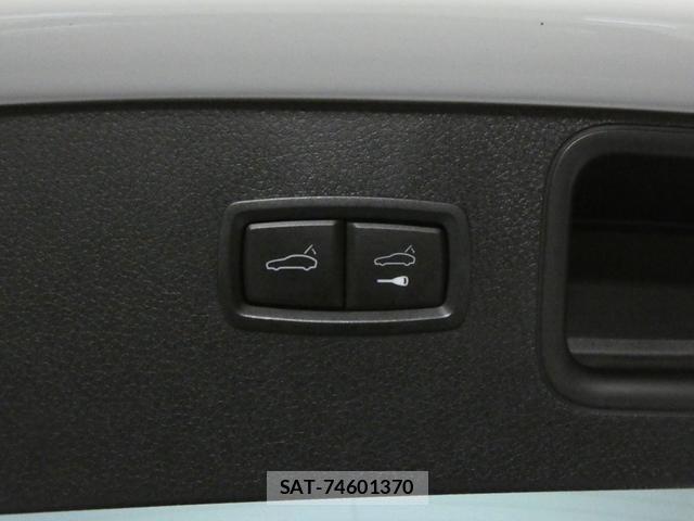 Porsche MACAN 2019-10 8691833-19
