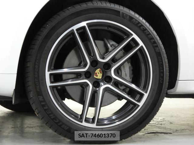 Porsche MACAN 2019-10 8691833-5