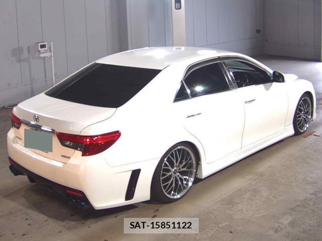 Toyota MARK X 2012-10 8691533-1