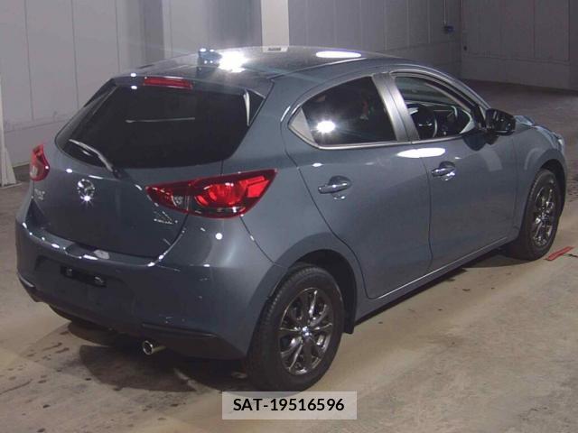 Mazda MAZDA2 2022-09 8691762-1