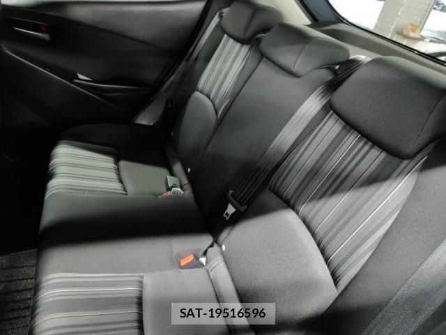 Mazda MAZDA2 2022-09 8691762-3