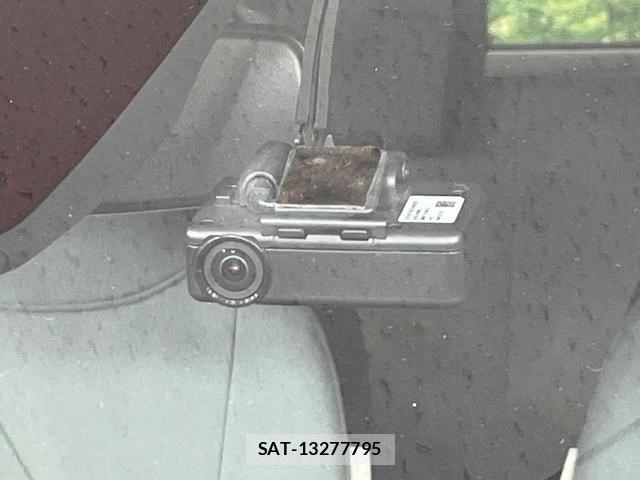 Daihatsu MIRA 2017-08 8690900-5