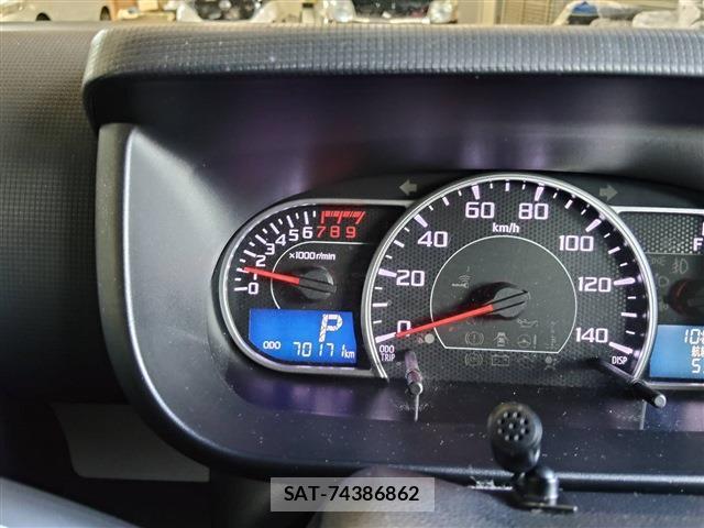 Daihatsu MOVE CONTE 2015-08 8690399-11