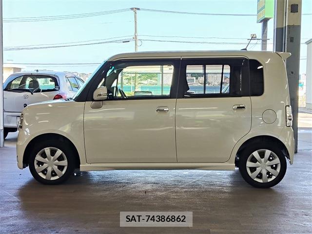 Daihatsu MOVE CONTE 2015-08 8690399-2