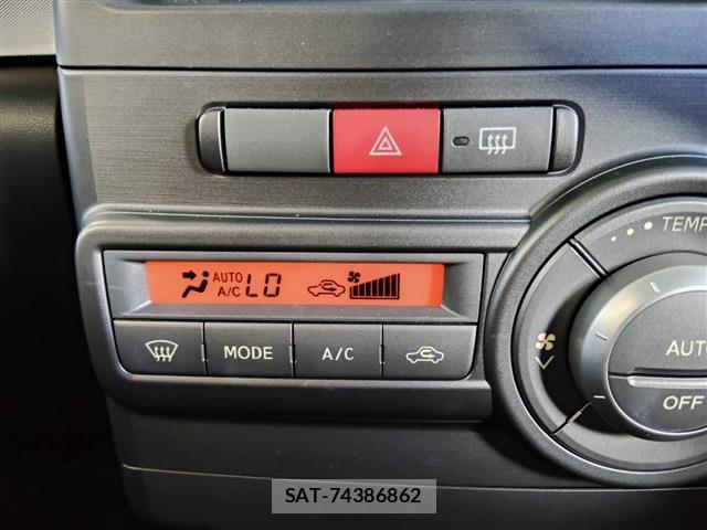 Daihatsu MOVE CONTE 2015-08 8690399-7