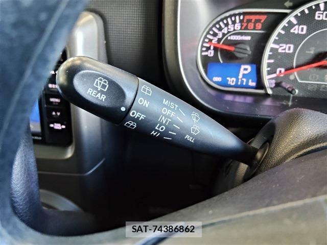 Daihatsu MOVE CONTE 2015-08 8690399-9
