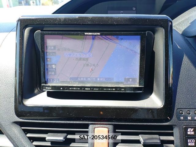 Toyota NOAH 2017-09 8690599-10