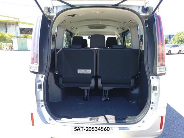 Toyota NOAH 2017-09 8690599-7