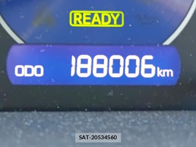 Toyota NOAH 2017-09 8690599-9