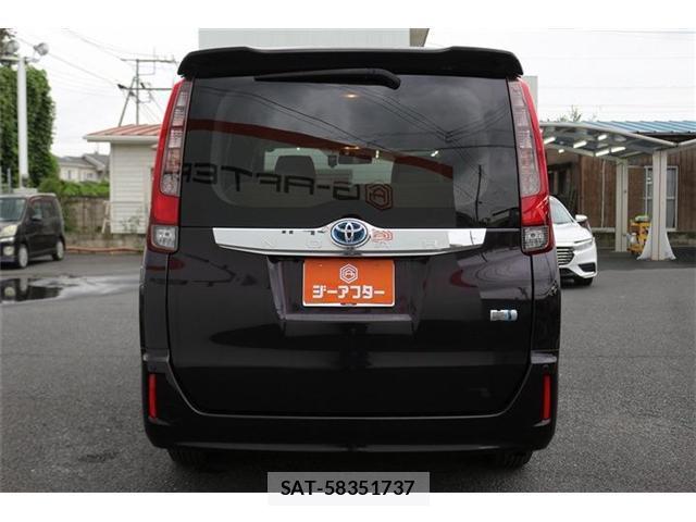 Toyota NOAH 2014-05 8690651-5