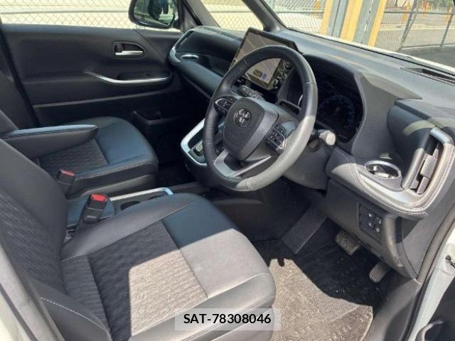 Toyota NOAH 2024-08 8690749-3