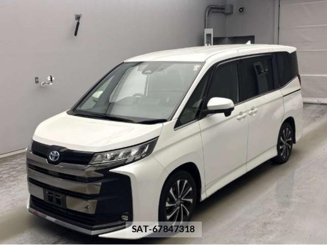 Toyota NOAH 2022-06 8690765-0