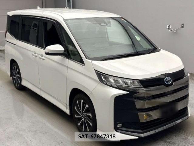Toyota NOAH 2022-06 8690765-4