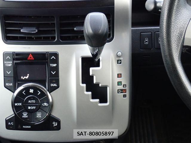 Toyota NOAH 2012-01 8690800-15