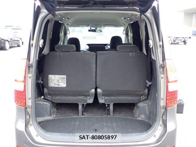 Toyota NOAH 2012-01 8690800-16