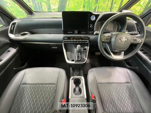 Toyota NOAH 2022-07 8690891-1