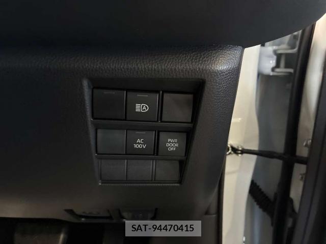 Toyota NOAH 2023-11 8690923-5