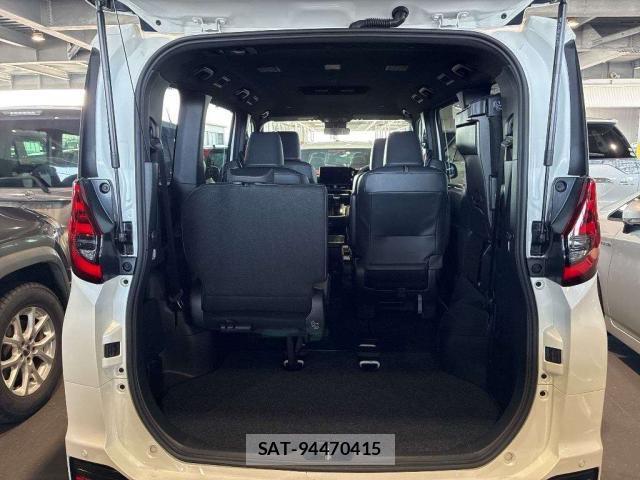 Toyota NOAH 2023-11 8690923-6