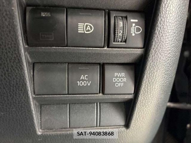 Toyota NOAH 2022-03 8690932-5