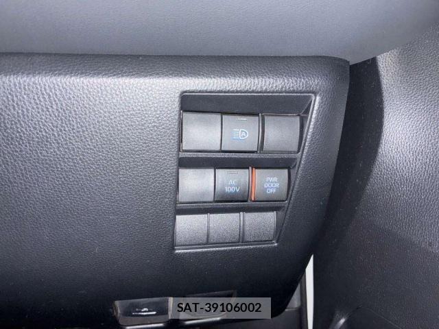 Toyota NOAH 2023-01 8690935-12