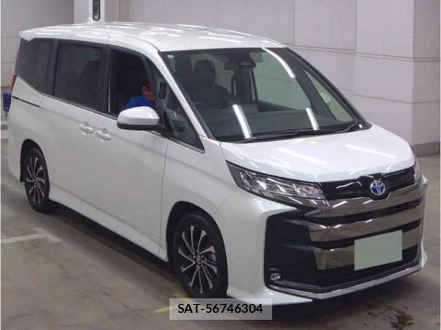 Toyota NOAH 2025-07 8690946-0
