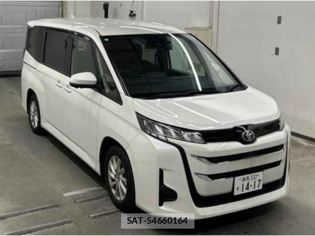 Toyota NOAH 2024-04 8690950-0