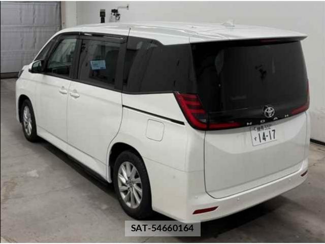 Toyota NOAH 2024-04 8690950-1
