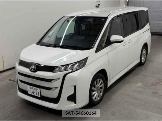 Toyota NOAH 2024-04 8690950-7