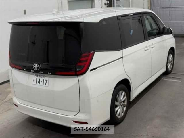 Toyota NOAH 2024-04 8690950-8
