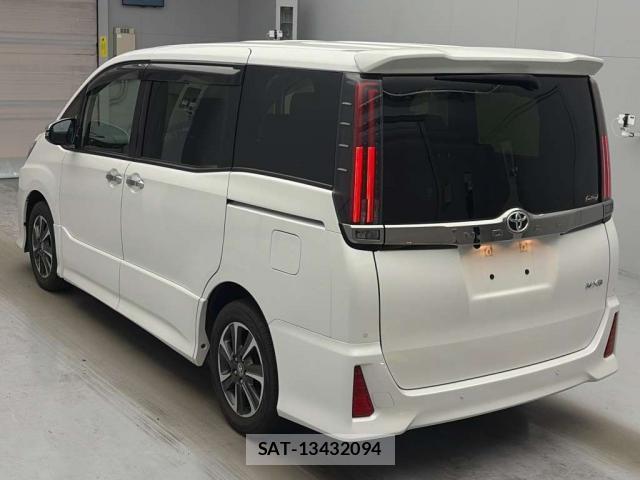 Toyota NOAH 2021-03 8691313-3