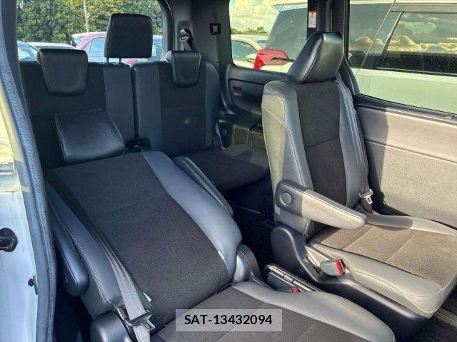 Toyota NOAH 2021-03 8691313-7