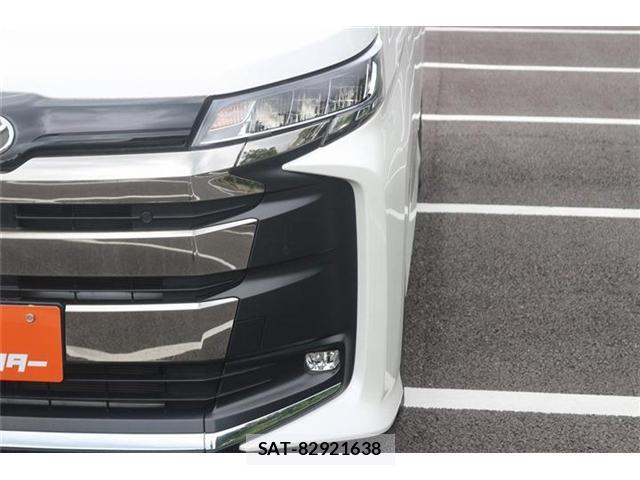Toyota NOAH 2023-04 8691612-14