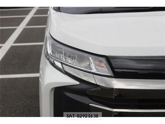 Toyota NOAH 2023-04 8691612-17
