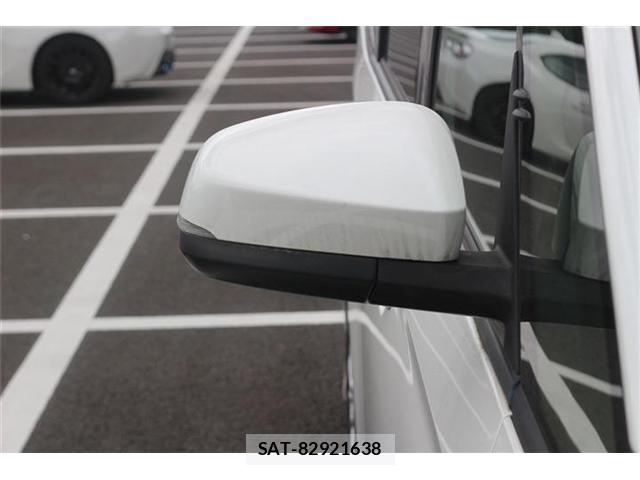 Toyota NOAH 2023-04 8691612-18