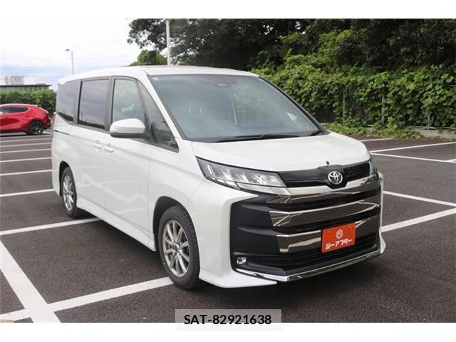 Toyota NOAH 2023-04 8691612-7