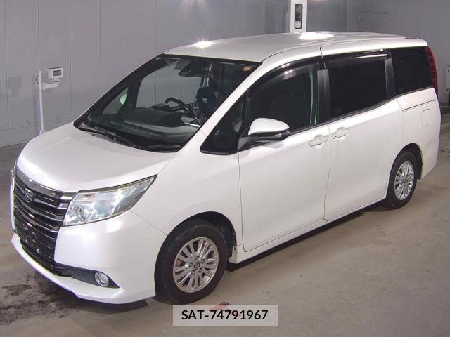 Toyota NOAH 2016-10 8691763-4
